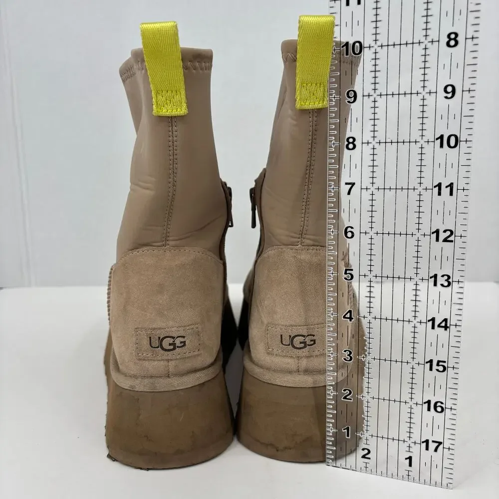 UGG Classic Dipper Platform Boots‎ Womens Size 11 Beige Suede Neoprene Pull On